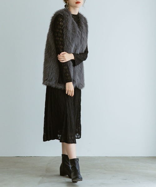 Dorry Doll(ドリードール)の「ファーベスト(ベスト・レディース・オフホワイト/ベージュ/チャコール・MEDIUM)」の20枚目の写真