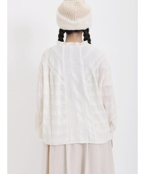 Samansa Mos2(サマンサ モスモス)の「モールスタンドフリル襟ブラウス(シャツ/ブラウス・レディース・オフホワイト/ブラック/ベージュ・F)」の14枚目の写真