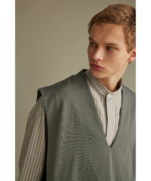 STYLEMIXER（スタイルミキサー）の「ヘビー天竺サイドスリットベスト（ベスト・メンズ・ベージュ/グレー・FREE）」の10枚目の写真