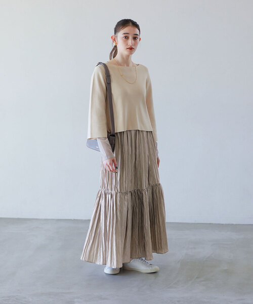 La TOTALITE（ラトータリテ）の「タフタティアードプリーツスカート