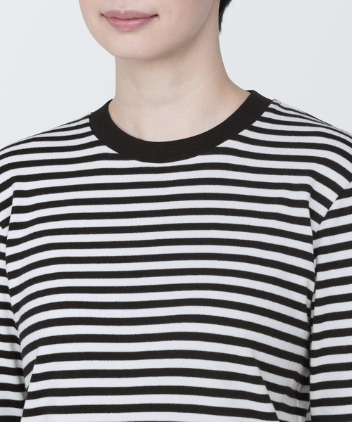 無印良品（ムジルシリョウヒン）の「婦人　スムース編みクルーネック長袖Ｔシャツ（Tシャツ/カットソー・レディース・ブラウン系5/ライトグレー/ブラック系/ブラック/ホワイト・L/M/S/XL/XS）」の22枚目の写真