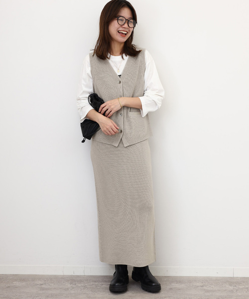 JOURNAL STANDARD relume(ジャーナルスタンダード レリューム)の「畔コンパクトベスト(ベスト・レディース・ブラック/ライトグレー・FREE)」の3枚目の写真