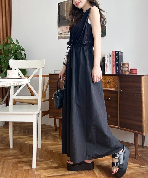 moment+（モーメントプラス）の「ウエストドロスト異素材ドッキング