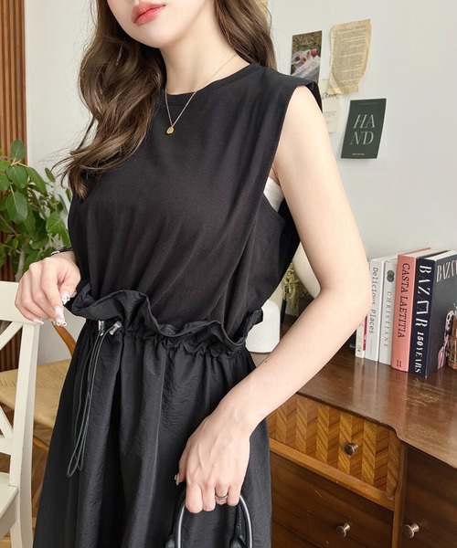 moment+（モーメントプラス）の「ウエストドロスト異素材ドッキングワンピース（ワンピース・レディース・ベージュ/ネイビー/ブラック/ブラック系その他2/オフホワイト/ブラック系その他・M）」の14枚目の写真