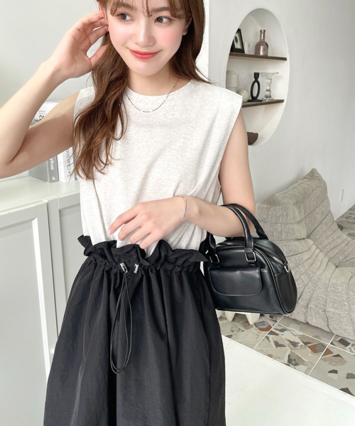 moment+（モーメントプラス）の「ウエストドロスト異素材ドッキングワンピース（ワンピース・レディース・ベージュ/ネイビー/ブラック/ブラック系その他2/オフホワイト/ブラック系その他・M）」の20枚目の写真