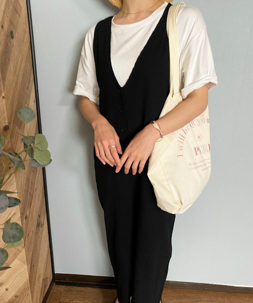 SHEPP(シープ)の「前ボタンVネック オーバーオール(サロペット/オーバーオール・レディース・ブラック・M/L/XL/S)」の12枚目の写真