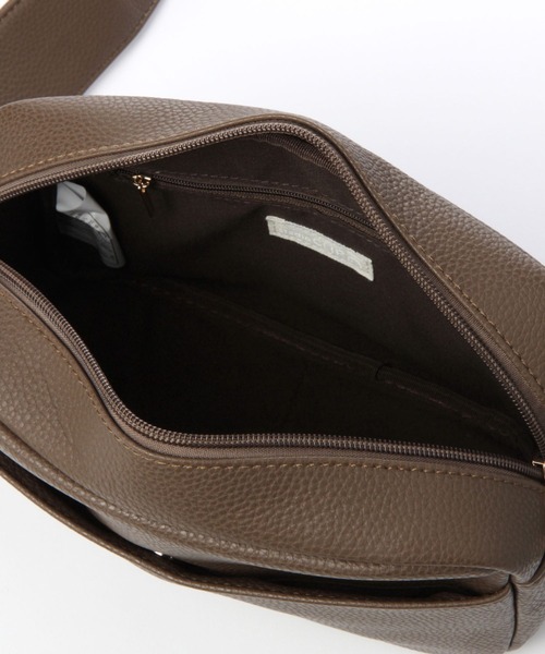 studio CLIP（スタディオクリップ）の「スクエアおでかけショルダーバッグ（ショルダーバッグ・レディース・ブラック/オフホワイト/ブルー/ブラウン・FREE）」の10枚目の写真