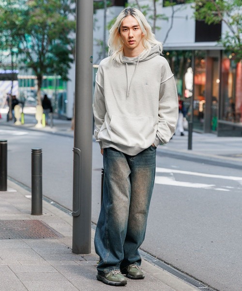 ALAND（エーランド）の「【UNISEX】ALAND／リバースステッチフーディー 2997322（パーカー・レディース・ライトグレー/ネイビー/グリーン・FREE）」の9枚目の写真