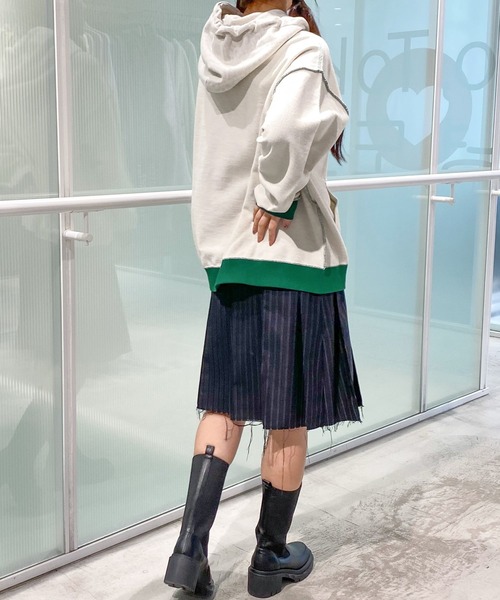 ALAND（エーランド）の「【UNISEX】ALAND／リバースステッチフーディー 2997322（パーカー・レディース・ライトグレー/ネイビー/グリーン・FREE）」の13枚目の写真