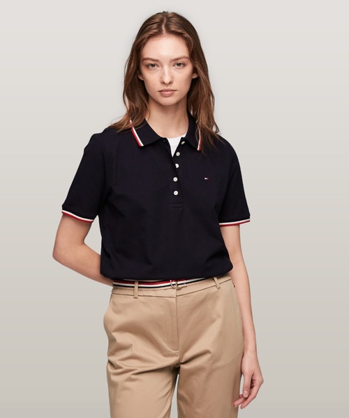 TOMMY HILFIGER（トミーヒルフィガー）の「【FUDGE掲載】オリンピックストライプレギュラーポロシャツ（ポロシャツ・レディース・ネイビー/ホワイト・MEDIUM/SMALL/X-SMALL）」の8枚目の写真