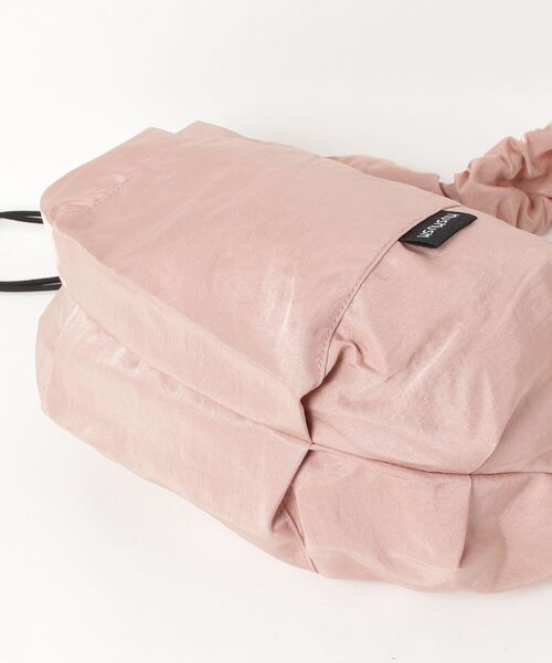 HusHusH（ハッシュアッシュ）の「HusHusH ハッシュアッシュ ギャザーショルダーバッグ（ショルダーバッグ・レディース・ピンク/ブラック/アイボリー/ブルー・フリー）」の16枚目の写真