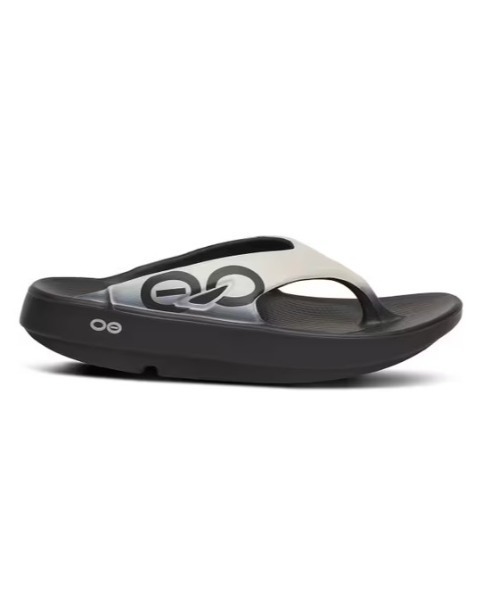 OOFOS(ウーフォス)の「OOFOS/ウーフォス OOriginal Sport リカバリーサンダル トング 2026春夏(サンダル・メンズ・ブラック/ダークオリーブ/ブラック系/ブラック×ベージュ・6/7/8/9/10/11/5/4)」の18枚目の写真