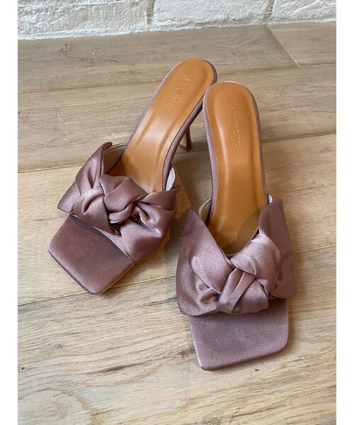 RESEXXY(リゼクシー)の「サテンリボンサンダル(サンダル・レディース・ブラック/ピンク・LARGE/MEDIUM/SMALL)」の6枚目の写真