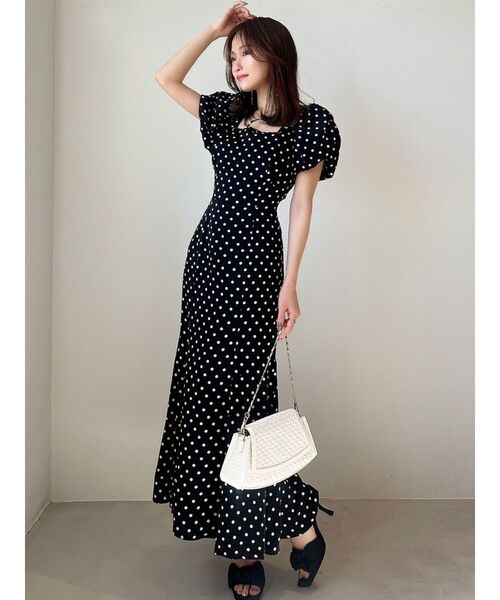 RESEXXY(リゼクシー)の「サテンリボンサンダル(サンダル・レディース・ブラック/ピンク・LARGE/MEDIUM/SMALL)」の11枚目の写真