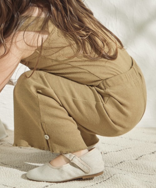 sea and shells by pairmanon（シーアンドシェルズバイペアマノン）の「【sea and shells by pairmanon】リブ ストレッチ ワイドフレアパンツ（その他ベビーウェア・キッズ・カーキ/アイボリー/ベージュ・90/80/110/100）」の17枚目の写真