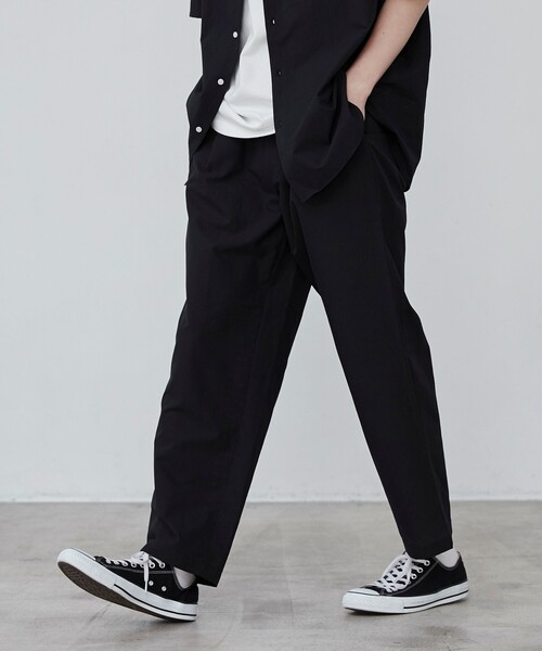 ADORE テーパードパンツ オフホワイト 約3万円 匿名配送 ADORE テーパードパンツ オフホワイト 約3万円 匿名配送 ADORE