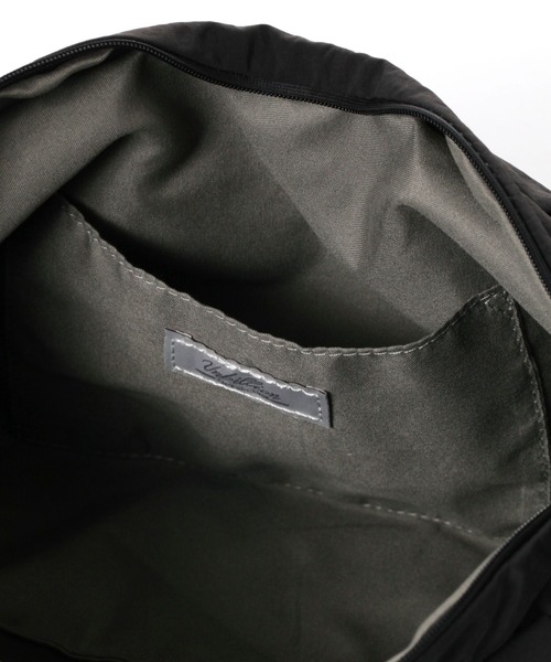 saloon（サルーン）の「SALOON(サルーン)/　ナイロンギャザーショルダー（ショルダーバッグ・レディース・ブラック/オフホワイト/その他1・FREE）」の12枚目の写真