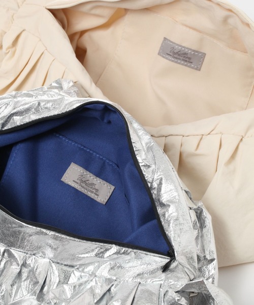 saloon（サルーン）の「SALOON(サルーン)/　ナイロンギャザーショルダー（ショルダーバッグ・レディース・ブラック/オフホワイト/その他1・FREE）」の16枚目の写真