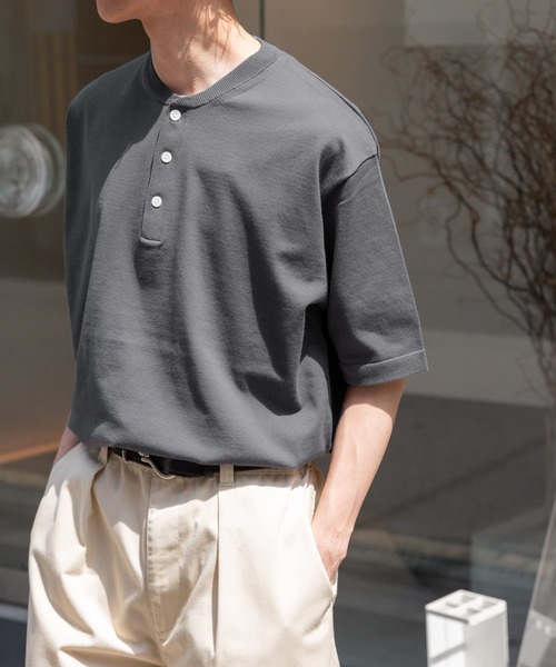 FORK&SPOON（フォークアンドスプーン）の「FORK&SPOON　ヘンリーネックニットTシャツ（ニット/セーター・メンズ・グレー/アイボリー/グリーン系その他・4/5）」の6枚目の写真