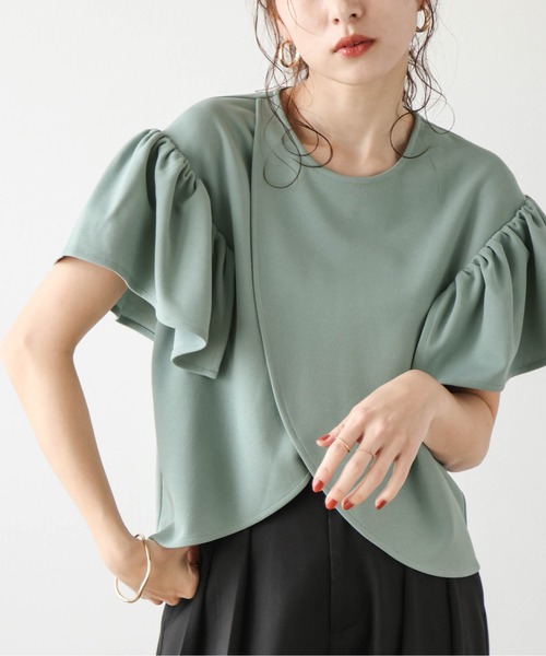 La-gemme(ラジェム)の「ラッフルフリルショルダートップス(Tシャツ/カットソー・レディース・ブラック/ブルー/ホワイト・フリー)」の3枚目の写真