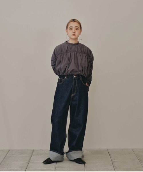 TODAYFUL（トゥデイフル）の「Standcollar Gather Blouse