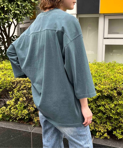 NO NEED(ノーニード)の「numberプリント ピグメント加工 フットボール7分袖Tシャツ(Tシャツ/カットソー・メンズ・ブラック/ブルー・M/L)」の19枚目の写真