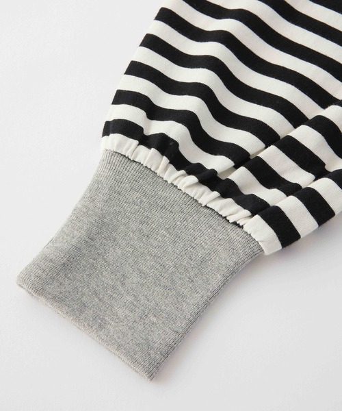 MILKFED.(ミルクフェド)の「BAR LOGO STRIPED TOP(Tシャツ/カットソー・レディース・ブラック/アッシュ/ベージュ・ONE SIZE)」の14枚目の写真