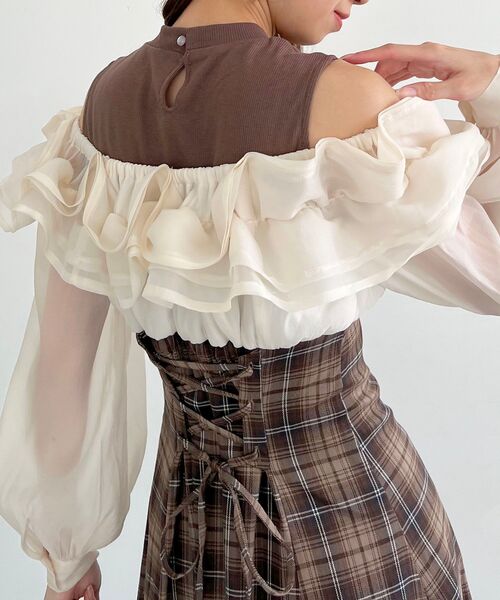 MAJESTIC LEGON（マジェスティックレゴン）の「ウエストきゅっとミルフィーユワンピ（ワンピース・レディース・ベージュ系その他2/ホワイト系その他2/ブラウン系その他2/ブラック系その他・X-SMALL/SMALL/MEDIUM）」の6枚目の写真