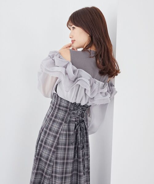 MAJESTIC LEGON（マジェスティックレゴン）の「ウエストきゅっとミルフィーユワンピ（ワンピース・レディース・ベージュ系その他2/ホワイト系その他2/ブラウン系その他2/ブラック系その他・X-SMALL/SMALL/MEDIUM）」の17枚目の写真