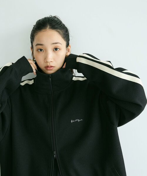 CRAFT STANDARD BOUTIQUE（クラフトスタンダードブティック）の「トラックジャケット　◆（ジャージ・レディース・ベージュ/ブラウン/グリーン/アイボリー/ブラック/レッド系その他5・M/L/XL）」の12枚目の写真