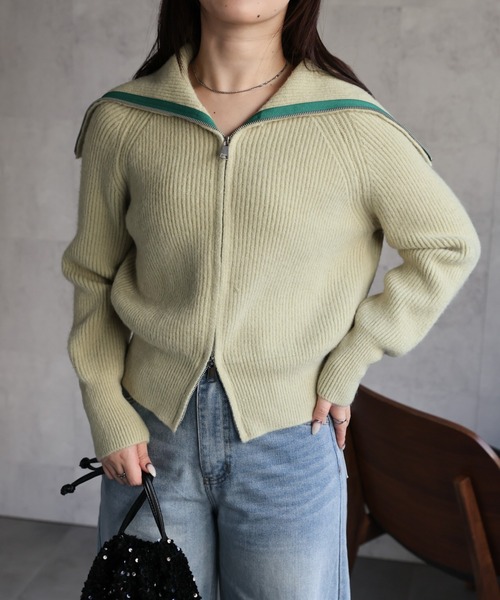 ap retro(アプレトロ)の「BigカラーZIPリブニット / ZIPニットカーディガン(ニット/セーター・レディース・オフホワイト/チャコールグレー/グリーン・FREE)」の3枚目の写真