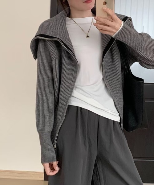 ap retro(アプレトロ)の「BigカラーZIPリブニット / ZIPニットカーディガン(ニット/セーター・レディース・オフホワイト/チャコールグレー/グリーン・FREE)」の7枚目の写真