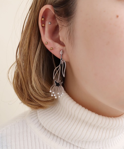 didizizi（ディディジジ）の「ドライフラワーピアス/ｲﾔﾘﾝｸﾞ（ピアス（両耳用）・レディース・シルバー/シルバー系その他/ゴールド/ゴールド系その他・FREE）」の14枚目の写真