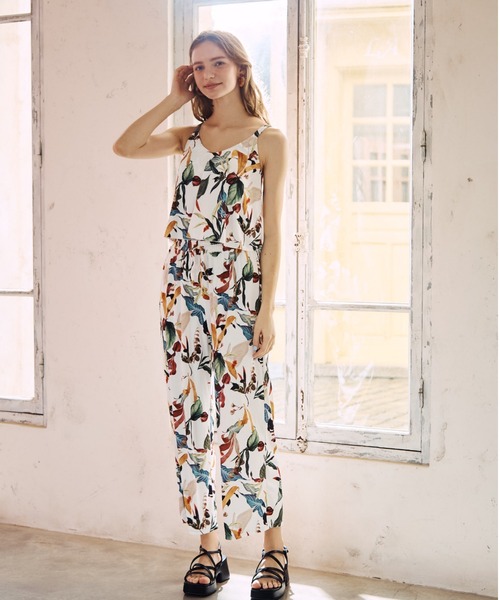 大幅値下げCoral veilコーラルベール水着ロングパンツセット 55-58-5-8125-82-model-1.jpg