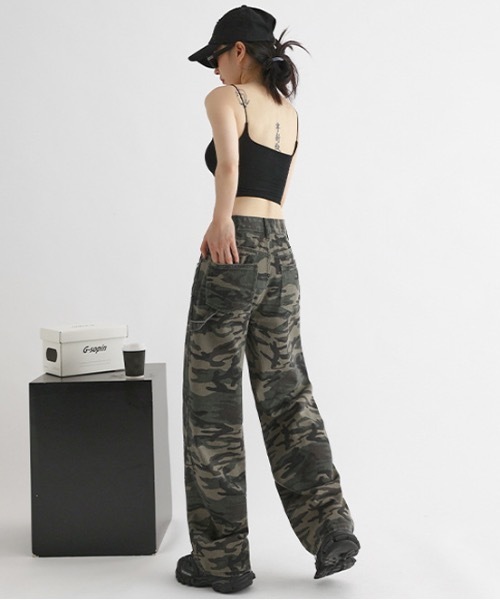 カモフラージュ ストレートパンツ 迷彩ストレ－トパンツ[品番：SPRW0010511]｜SpRay（スプレイ）の