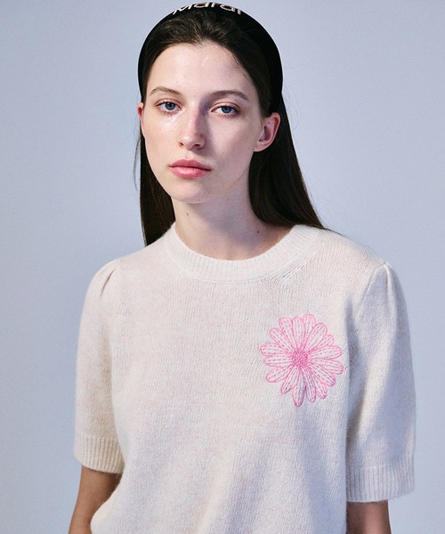 Mardi Mercredi（マルディメクルディ）の「HAIR BAND LOGO EMBELLISHMENT VELVET（ヘアバンド・レディース・ネイビー/グリーン/ブラウン/ブルー/ブラック・FREE）」の9枚目の写真