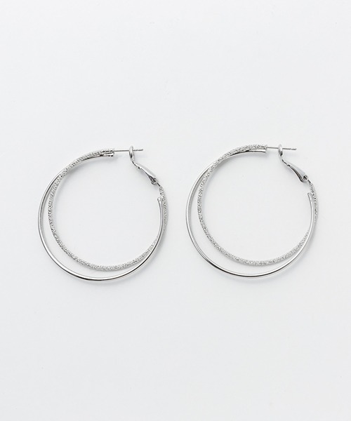 ciite'(シーテ)の「大ぶりグリッターフープピアス (両耳用)(ピアス(両耳用)・レディース・シルバー/ゴールド・FREE)」の6枚目の写真