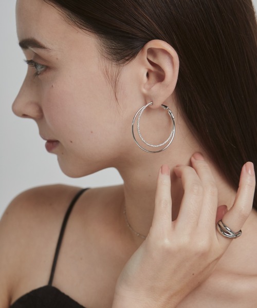 セール】大ぶりグリッターフープピアス (両耳用)（ピアス（両耳用