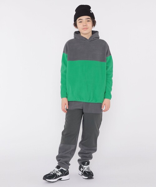 SHIPS（シップス）の「SHIPS KIDS:140～160cm / フリース ゲーミング パーカー（パーカー・キッズ・ブラック/チャコールグレー・140/150/160）」の6枚目の写真