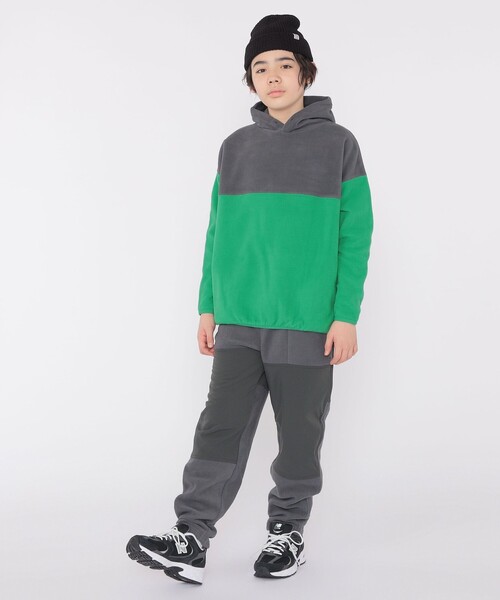 SHIPS（シップス）の「SHIPS KIDS:140～160cm / フリース ゲーミング パーカー（パーカー・キッズ・ブラック/チャコールグレー・140/150/160）」の8枚目の写真