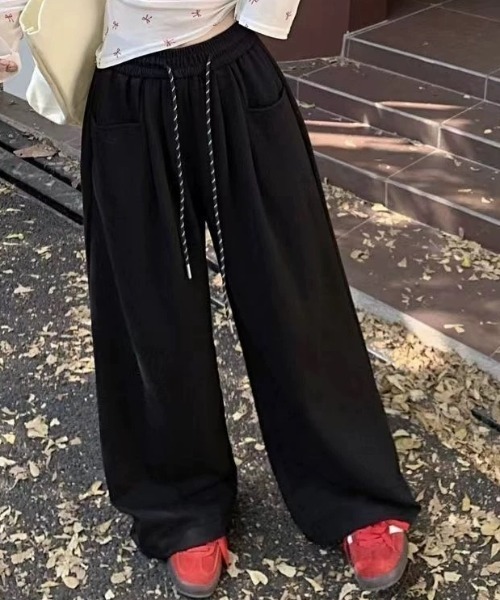 SHEENA（シーナ）の「スウェットワイドパンツ（スウェットパンツ・レディース・ネイビー/ブラック/グレー/オフホワイト・M）」の8枚目の写真