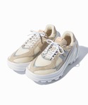 新品　glamb グラム　ベルクロチャンキースニーカー glamb（グラム）の「【glamb】Velcro chunky sneakers/ベルクロチャン