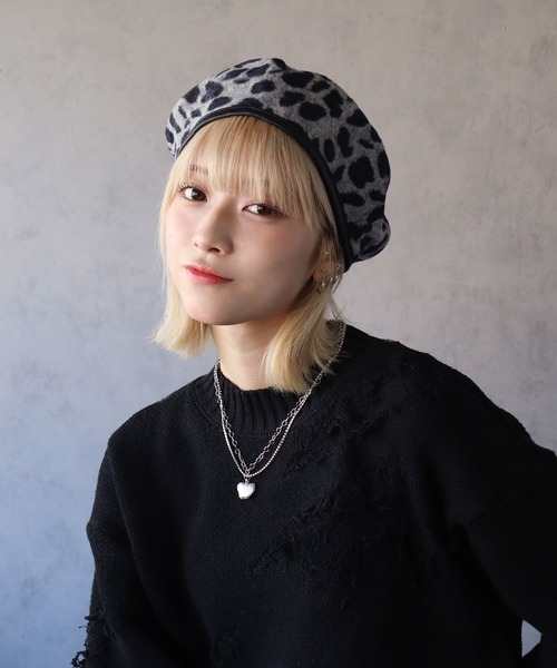 BARELY BLUE（ベアリーブルー）の「【 BARELY BLUE / ベアリーブルー 】 レオパード パイピング ベレー帽（ハンチング/ベレー帽・レディース・ベージュ/グレー/チャコールグレー・FREE）」の6枚目の写真