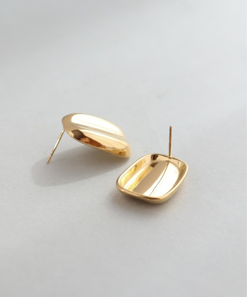 ieLS(イエルズ)の「金属アレルギー対応「ieLS」ステンレス ニュアンススクエアピアス(ピアス(両耳用)・レディース・ゴールド/シルバー・ONE SIZE)」の5枚目の写真
