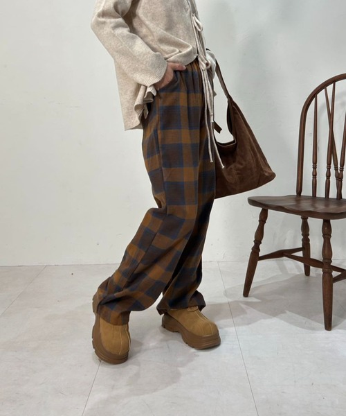 mebole(メボレ)の「ダークチョコミントチェックパンツ(その他パンツ・レディース・ブラウン・FREE)」の9枚目の写真