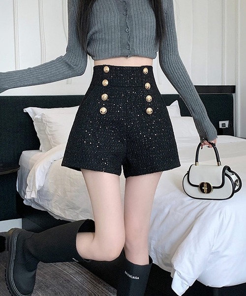 shopnikoniko（ショップニコニコ）の「ダブルボタン ラメツイード ショートパンツ（その他パンツ・レディース・ブラック/ホワイト・フリー）」の7枚目の写真