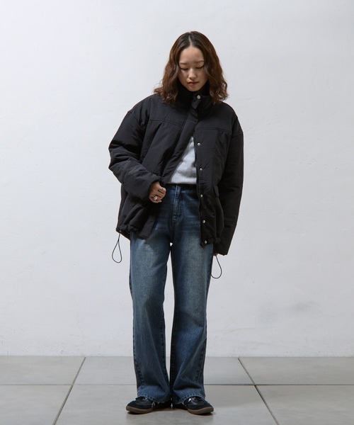 COLONY 2139（コロニートゥーワンスリーナイン）の「スタンド中綿