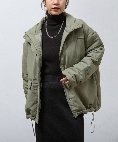 COLONY 2139(コロニートゥーワンスリーナイン)の「スタンド中綿ブルゾン(ダウンジャケット/コート・レディース・ブラック/カーキ・FREE)」の12枚目の写真