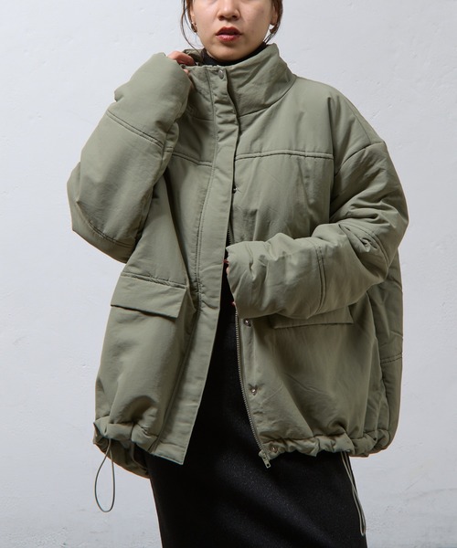 COLONY 2139(コロニートゥーワンスリーナイン)の「スタンド中綿ブルゾン(ダウンジャケット/コート・レディース・ブラック/カーキ・FREE)」の16枚目の写真