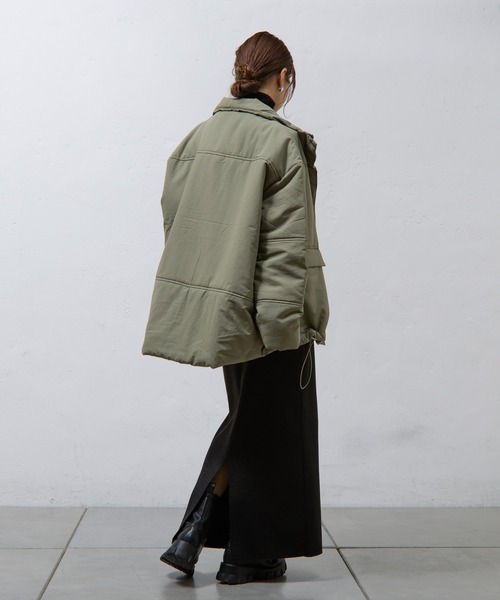 COLONY 2139(コロニートゥーワンスリーナイン)の「スタンド中綿ブルゾン(ダウンジャケット/コート・レディース・ブラック/カーキ・FREE)」の20枚目の写真